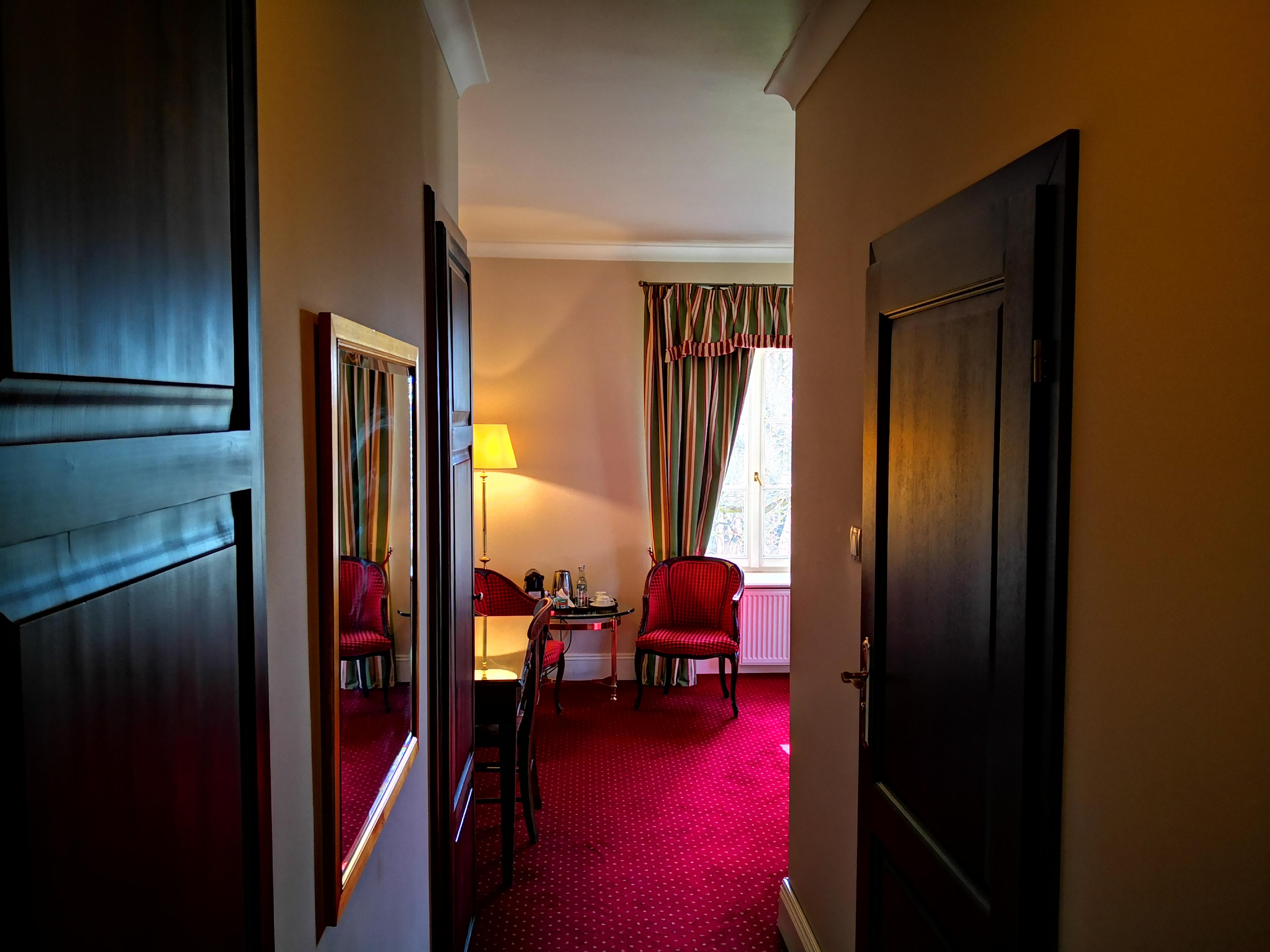 Hotel Dwor Sierakow Esterno foto